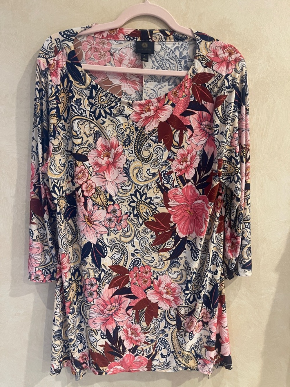 JM Collection - Floral V-Neck Long Sleeve Top in Pink and Navy